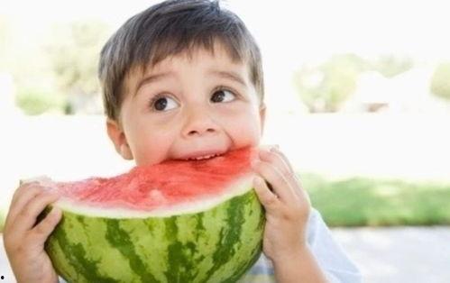 娱乐吃瓜君小团团